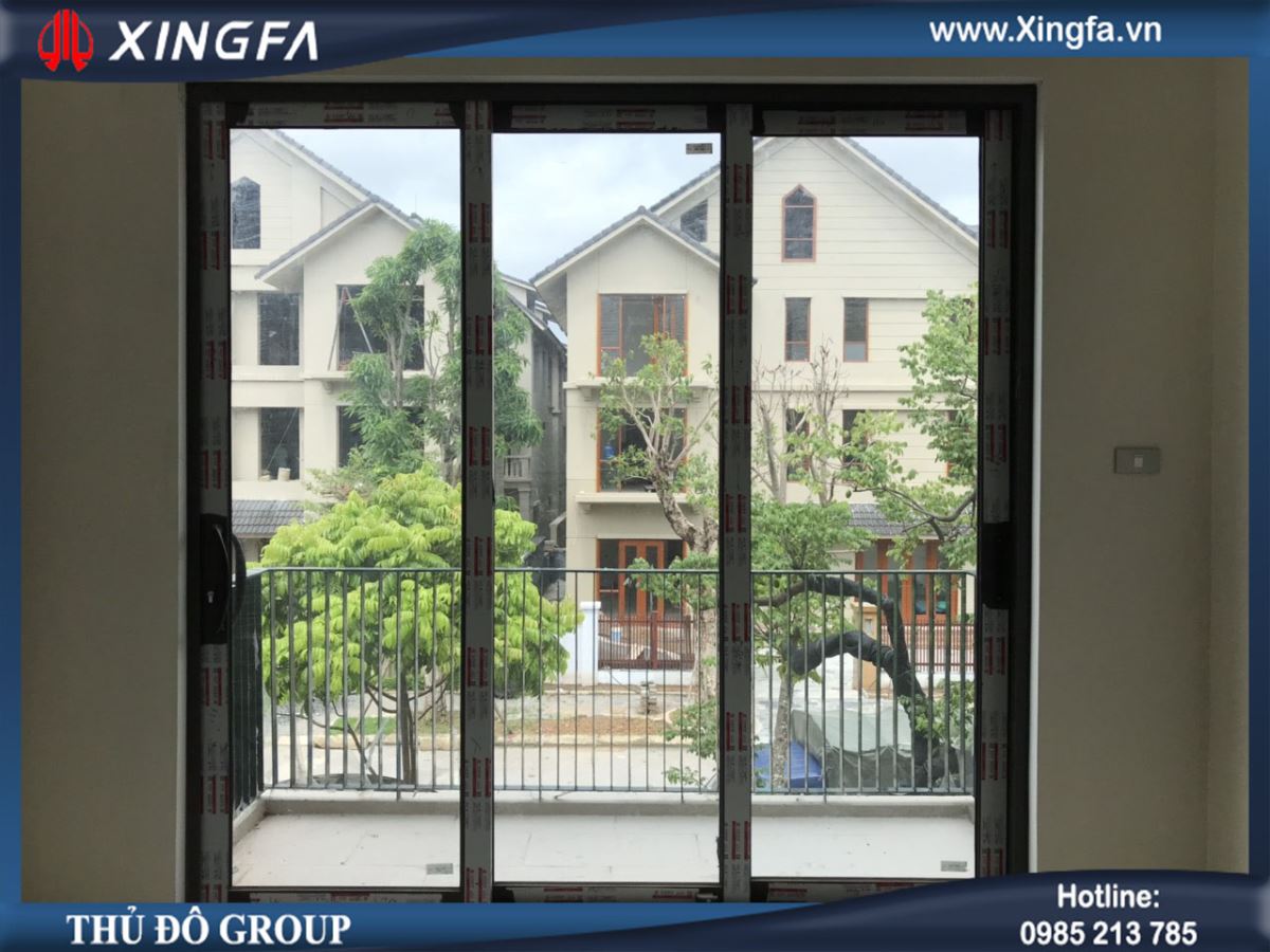 Mẫu cửa sổ nhôm Xingfa mở trượt 3 cánh trên 3 ray & cửa đi nhôm Xingfa mở trượt 3 cánh Mẫu cửa sổ nhôm Xingfa mở trượt 3 cánh trên 3 ray & cửa đi nhôm Xingfa mở trượt 3 cánh