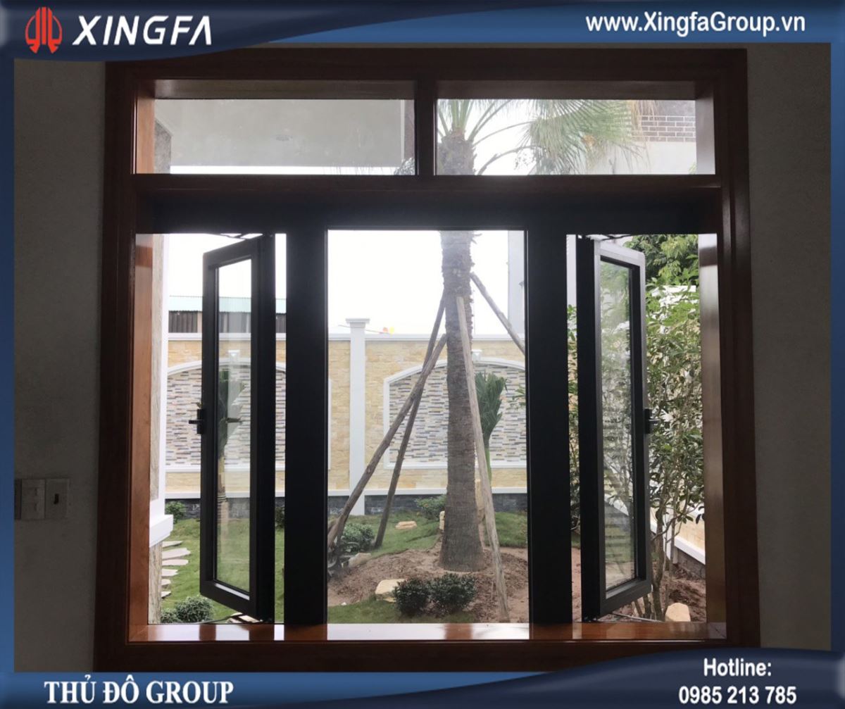 Mẫu cửa nhôm Xingfa bên ngoài + khuôn khung gỗ bên trong Mẫu cửa nhôm Xingfa bên ngoài + khuôn khung gỗ bên trong